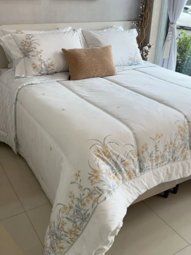 Lançamento disponível em nossa loja.
Escolha a opção que mais lhe agrada.
#jcenxovais #arquiteturadeinteriores #designdeinteriores #arquitetura #enxovaldeluxo #decoracao